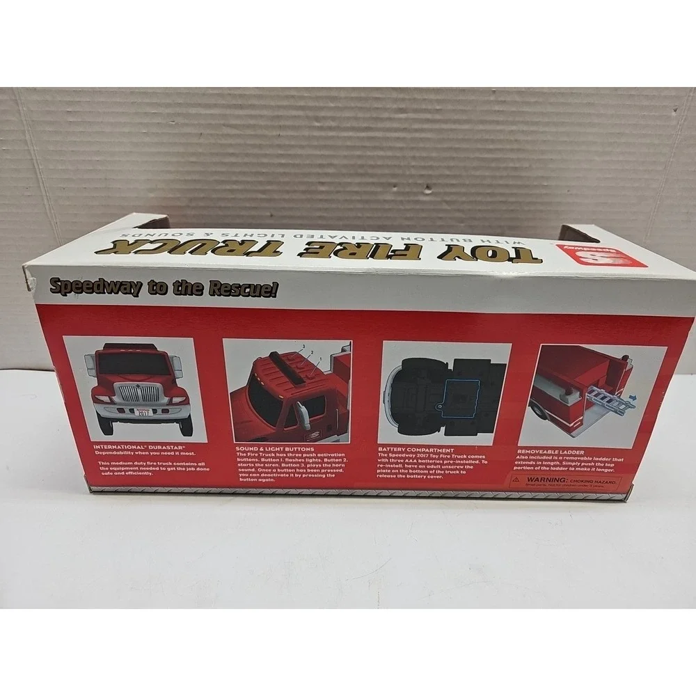 NIB Speedway Fire Truck Freightliner International Lights Sound 1:24 First Gear